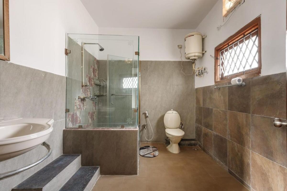 Westside Bungalow By Jadecaps Nr Wtc Rajajinagar Villa Bangalore Exterior foto